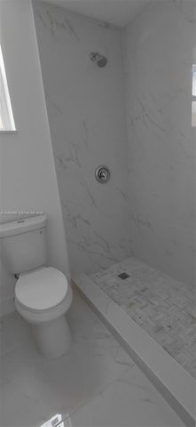 1115 W 38th Terrace 50, Hialeah, FL 33012