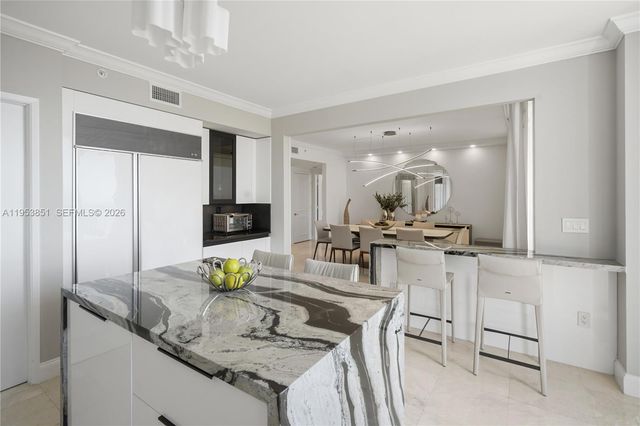 789 Crandon Blvd 1805, Key Biscayne, FL 33149