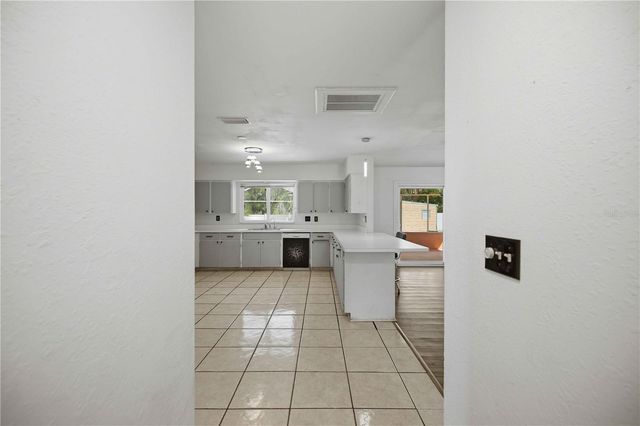 3711 SW 25TH PLACE, Ocala, FL 34474