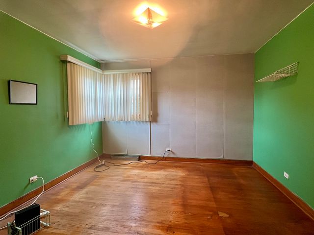 3820 W 57th Place, Chicago, IL 60629