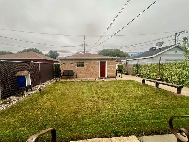 3820 W 57th Place, Chicago, IL 60629