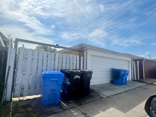 3820 W 57th Place, Chicago, IL 60629