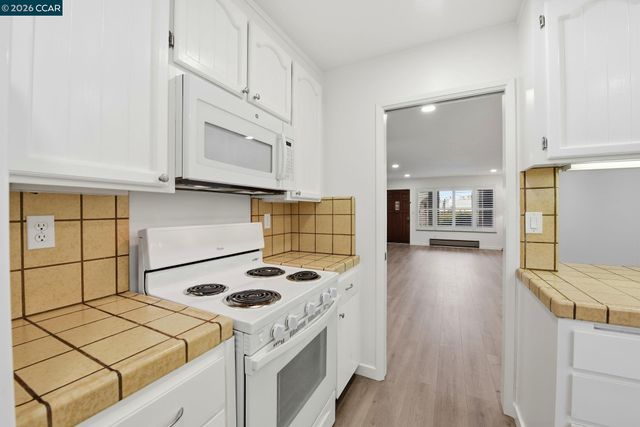 970 Joaquin Ave, San Leandro, CA 94577