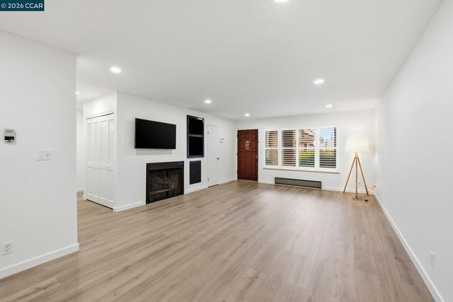 970 Joaquin Ave, San Leandro, CA 94577