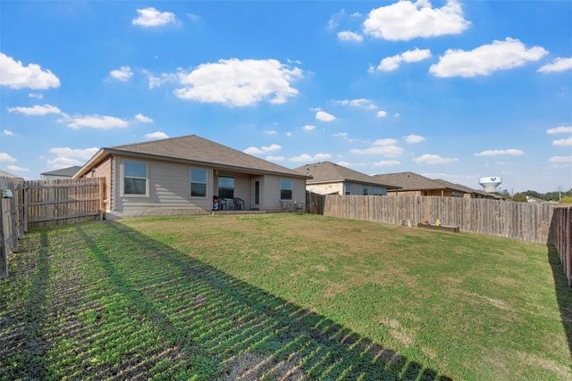 2800 Skinner Drive, Lorena, TX 76655