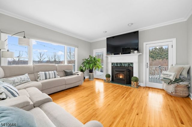 14 Kelsey Farm Rd, Alexandria Twp., NJ 08848