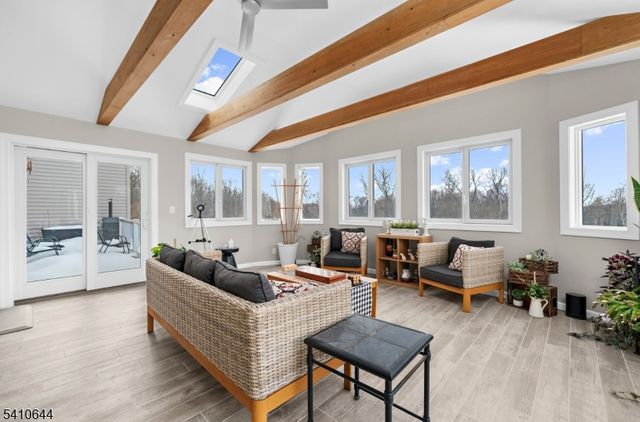 14 Kelsey Farm Rd, Alexandria Twp., NJ 08848