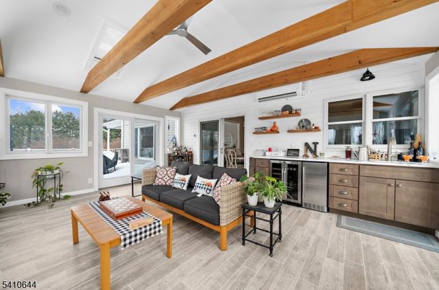 14 Kelsey Farm Rd, Alexandria Twp., NJ 08848