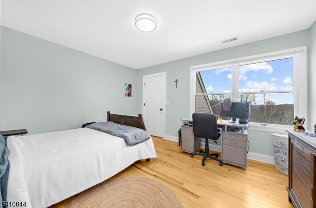 14 Kelsey Farm Rd, Alexandria Twp., NJ 08848