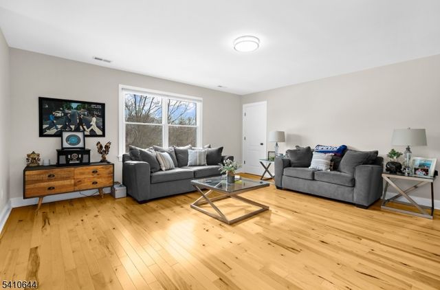 14 Kelsey Farm Rd, Alexandria Twp., NJ 08848