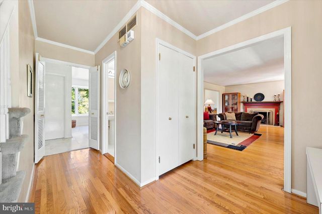 1120 DONNA DR, Fort Washington, PA 19034