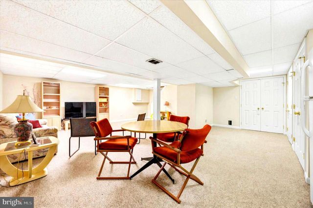 1120 DONNA DR, Fort Washington, PA 19034