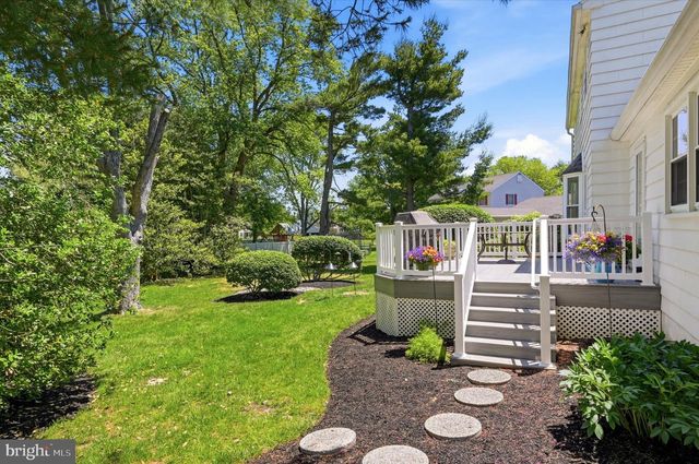 1120 DONNA DR, Fort Washington, PA 19034