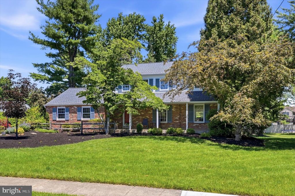 1120 DONNA DR, Fort Washington, PA 19034