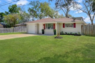 334 Pennington Drive, Alvin, TX 77511