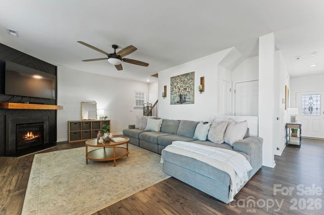 9777 Tea Garden Drive, Gastonia, NC 28056