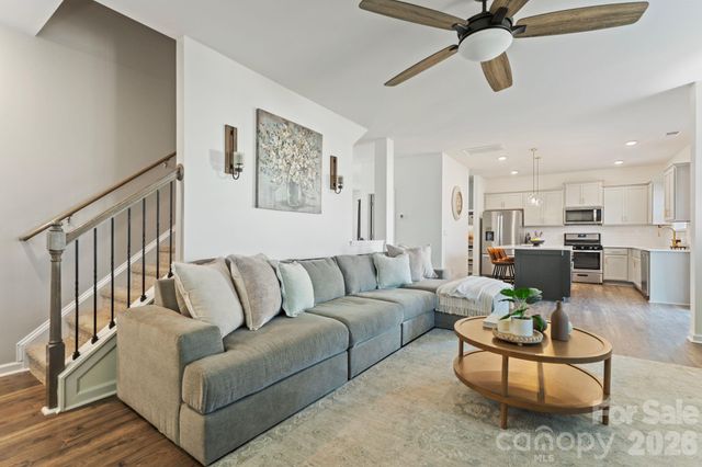 9777 Tea Garden Drive, Gastonia, NC 28056