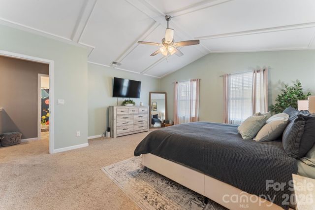 9777 Tea Garden Drive, Gastonia, NC 28056