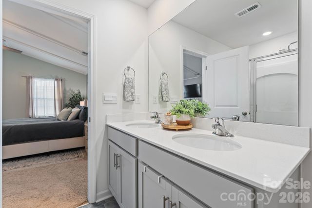 9777 Tea Garden Drive, Gastonia, NC 28056