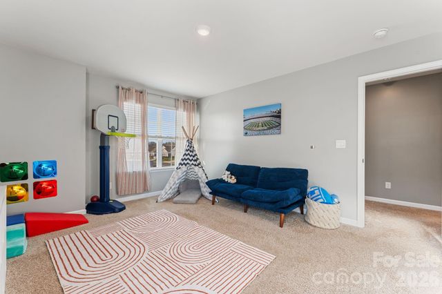 9777 Tea Garden Drive, Gastonia, NC 28056