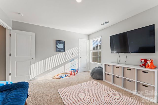 9777 Tea Garden Drive, Gastonia, NC 28056