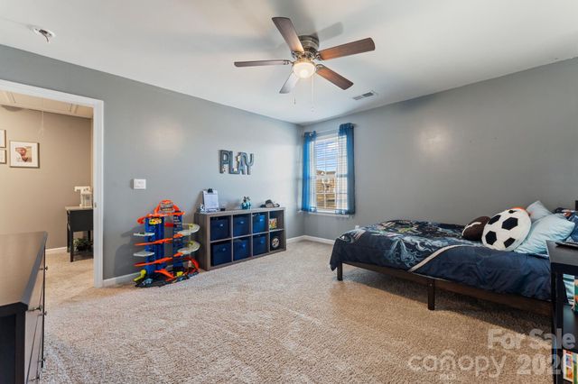 9777 Tea Garden Drive, Gastonia, NC 28056