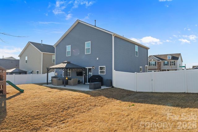 9777 Tea Garden Drive, Gastonia, NC 28056