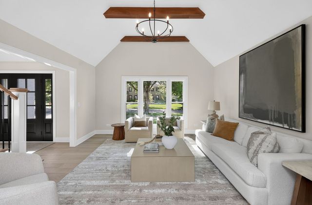 2604 Newport Drive, Naperville, IL 60565