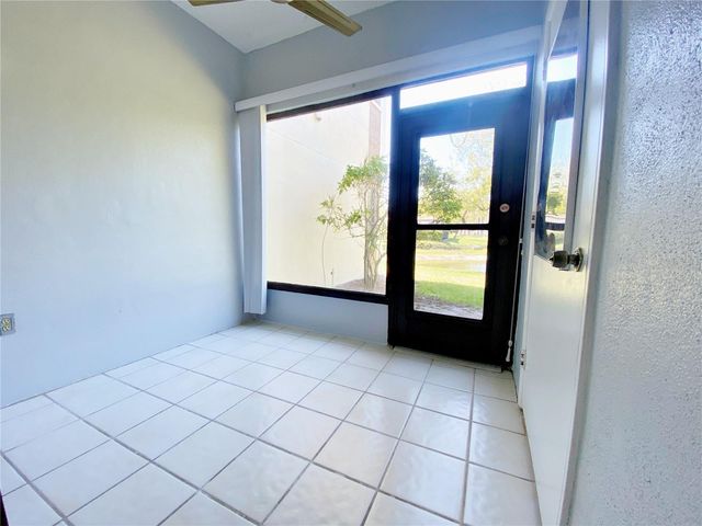 2700 NEBRASKA AVENUE 5-105, Palm Harbor, FL 34684