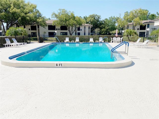 2700 NEBRASKA AVENUE 5-105, Palm Harbor, FL 34684