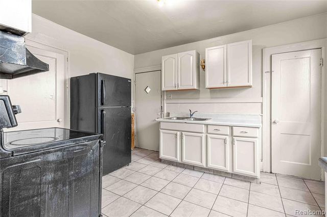 6732 Clifton Street, Detroit, MI 48210