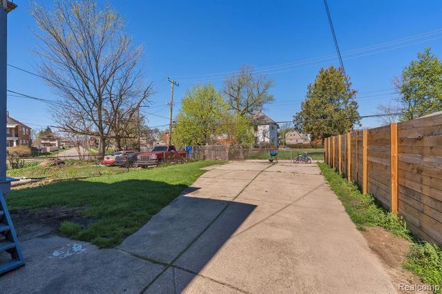 6732 Clifton Street, Detroit, MI 48210