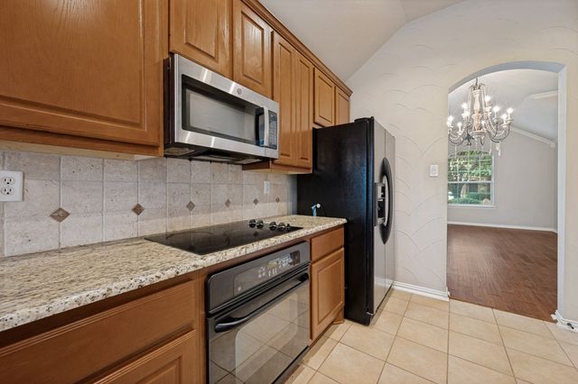 2453 Deerwood Drive, Little Elm, TX 75068