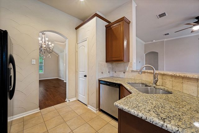 2453 Deerwood Drive, Little Elm, TX 75068