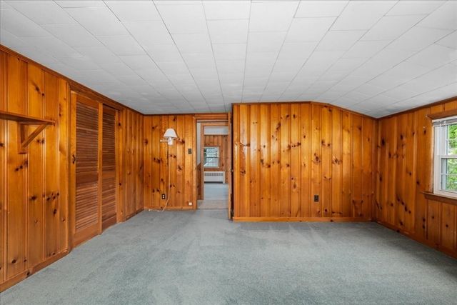 106 Elmwood St, Auburn, MA 01501