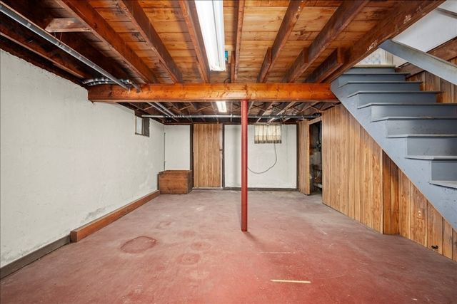 106 Elmwood St, Auburn, MA 01501