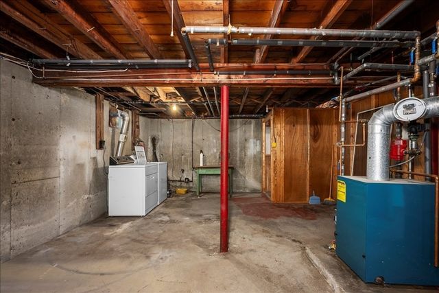 106 Elmwood St, Auburn, MA 01501