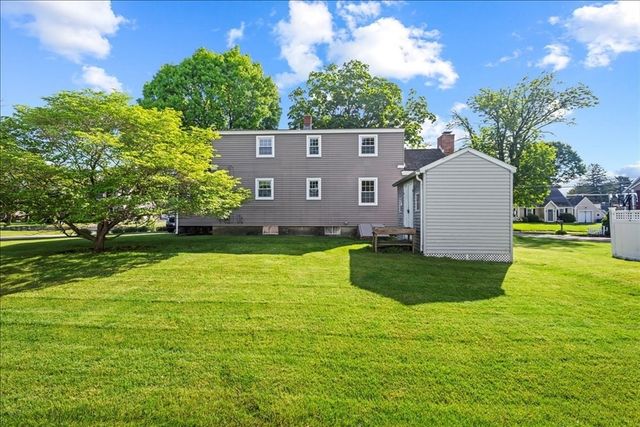 106 Elmwood St, Auburn, MA 01501