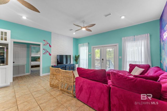 6802 Palmetto Drive, Gulf Shores, AL 36542