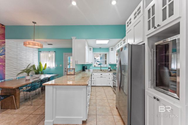 6802 Palmetto Drive, Gulf Shores, AL 36542