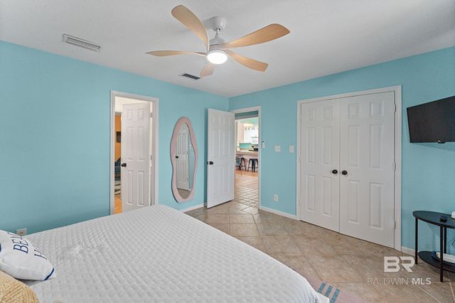 6802 Palmetto Drive, Gulf Shores, AL 36542