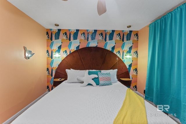 6802 Palmetto Drive, Gulf Shores, AL 36542