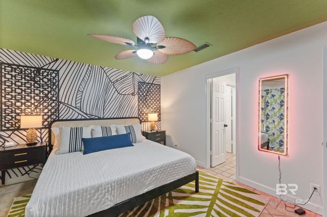 6802 Palmetto Drive, Gulf Shores, AL 36542