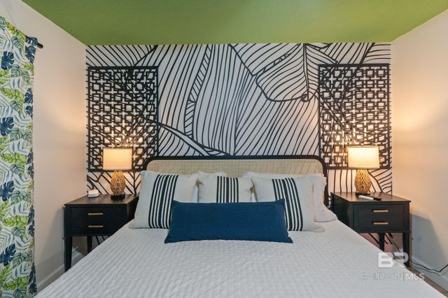 6802 Palmetto Drive, Gulf Shores, AL 36542