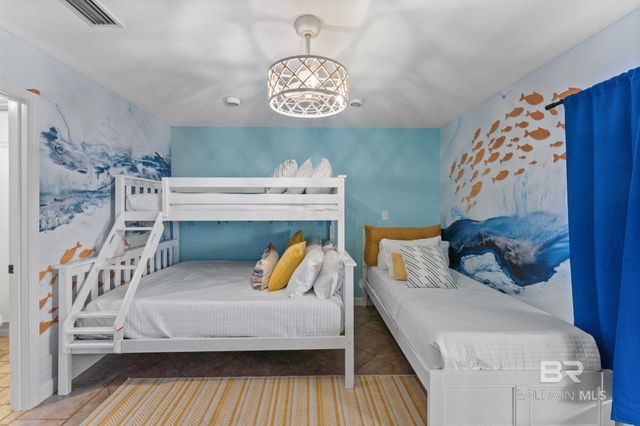 6802 Palmetto Drive, Gulf Shores, AL 36542