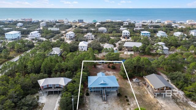 6802 Palmetto Drive, Gulf Shores, AL 36542