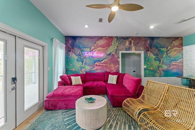 6802 Palmetto Drive, Gulf Shores, AL 36542