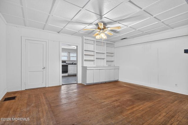 104-106 Mount Tabor Way, Ocean Grove, NJ 07756