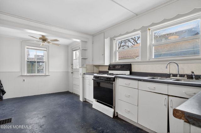 104-106 Mount Tabor Way, Ocean Grove, NJ 07756