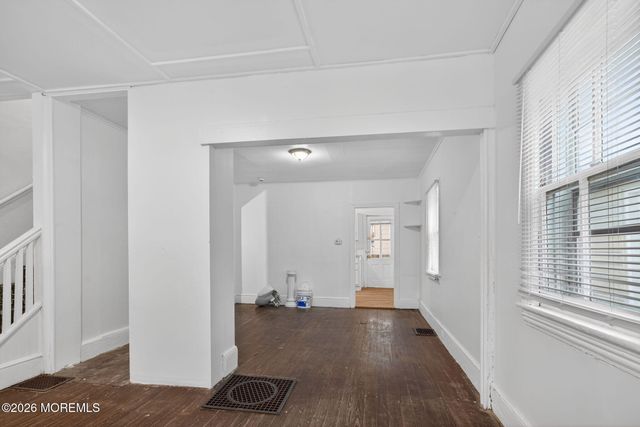 104-106 Mount Tabor Way, Ocean Grove, NJ 07756